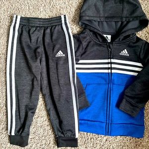 Kids adidas track suit
